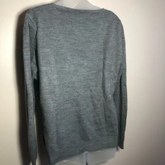 NEW YORK & COMPANY WOMEN'S GRAY/BLACK/RED V-NECK ARGYLE SWEATER SIZE LARGE-EUC - Picture 3 of 4